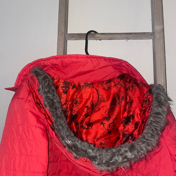 Volcom Stone Snow/Rain/Puffer Jacket - Picture 3 of 4